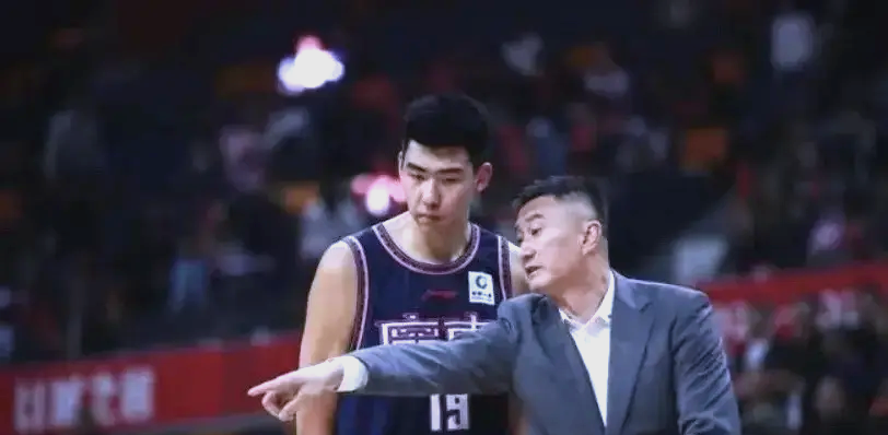 青岛队逆转山东队，晋级全国足球锦标赛四强