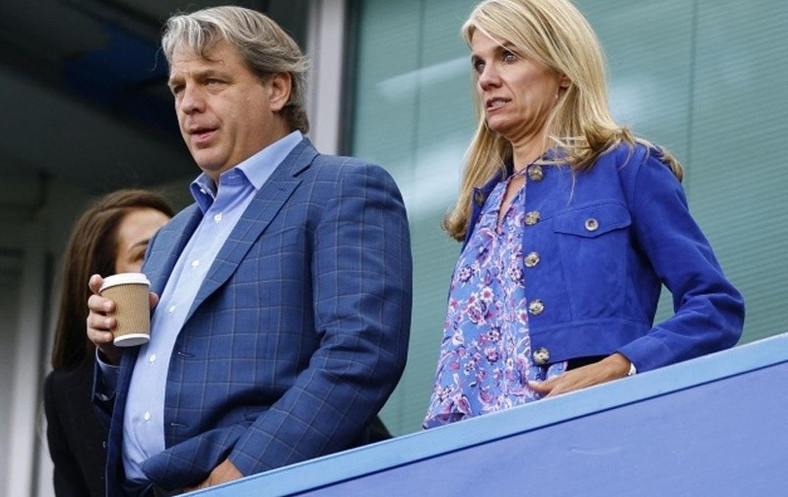 包含英超球员争吵事件曝光，球会未来恐遭罚款处罚的词条