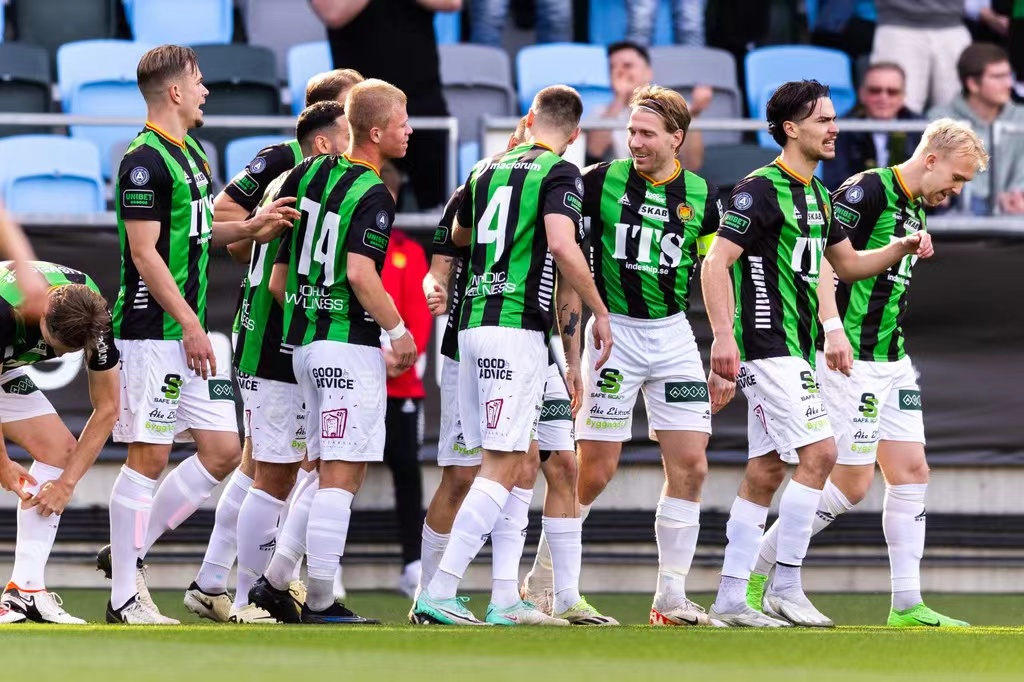 包含瑞典队大比分胜出,士气高涨的词条 包含瑞典队大比分胜出,士气高涨的词条