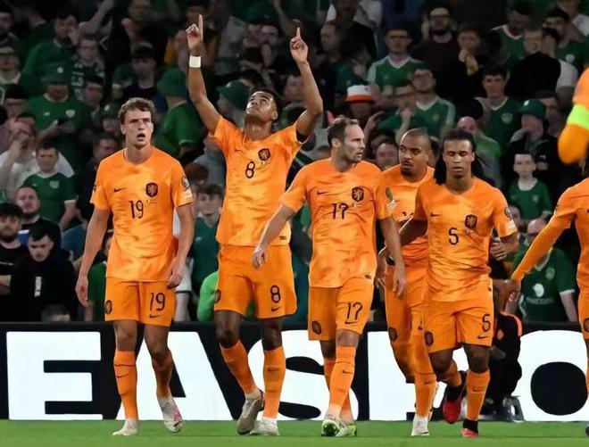 开云官网-波兰客场告终不败，领先积分榜