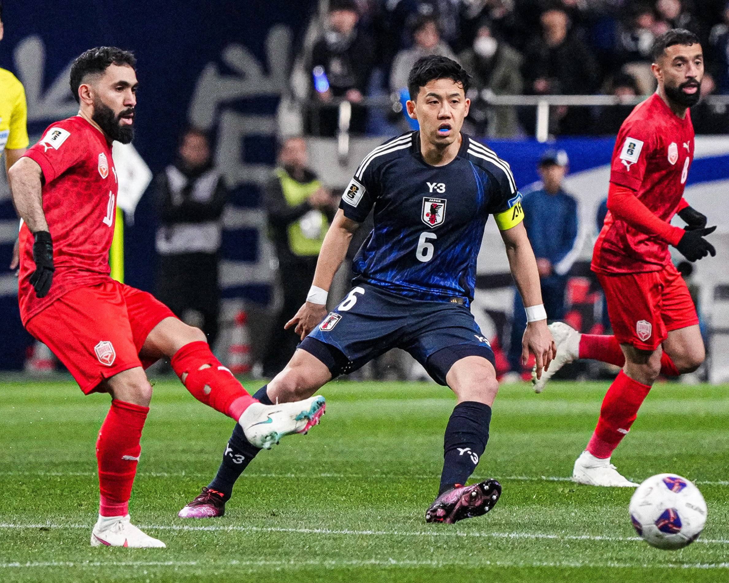 日本球队在关键时刻取得胜利,晋级淘汰赛 日本球队在关键时刻取得胜利,晋级淘汰赛