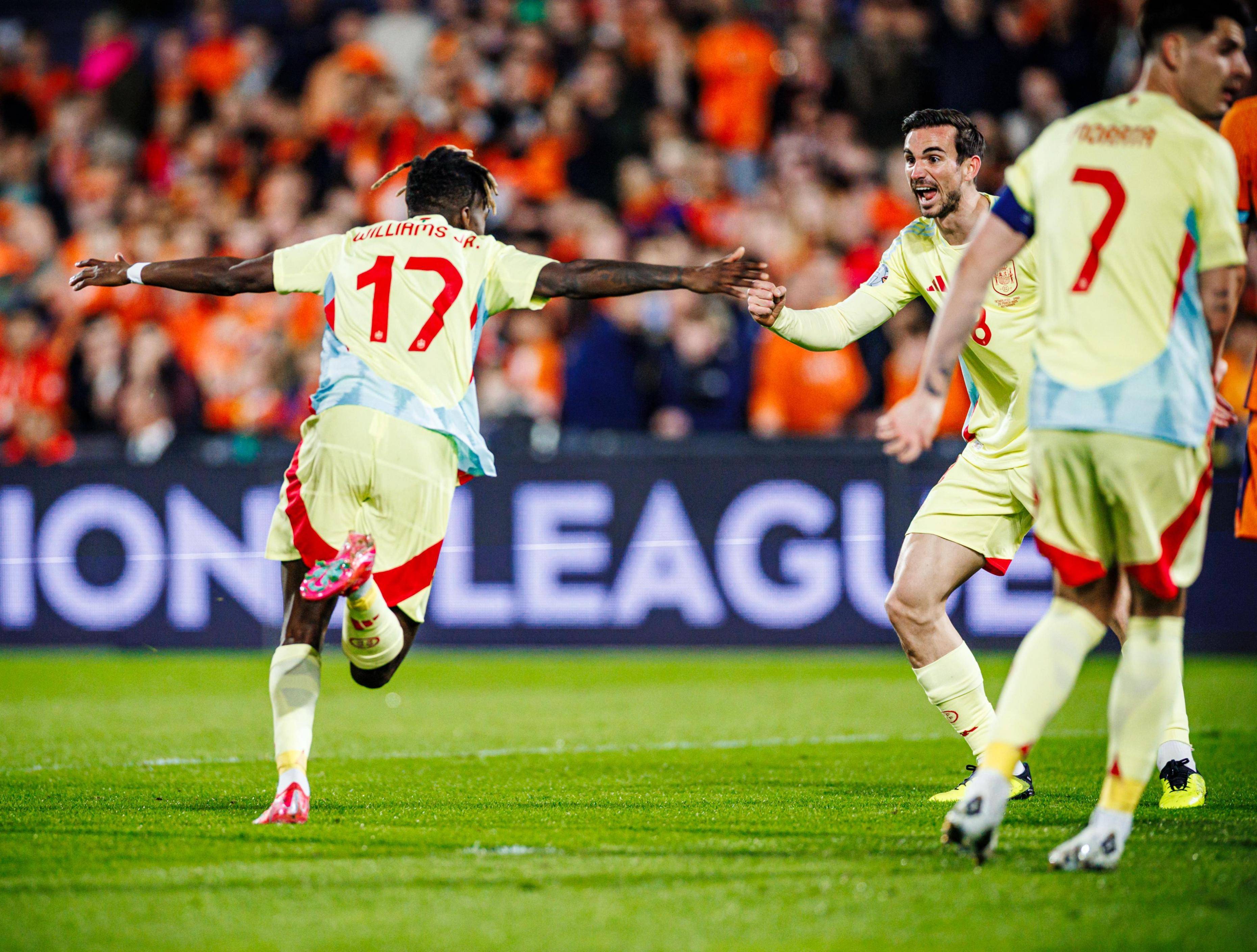 巴萨主场逆转，终结不败纪录