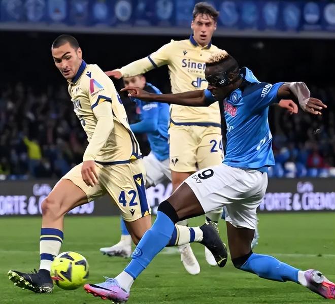 包含那不勒斯进攻沉寂，陷入进球荒的词条