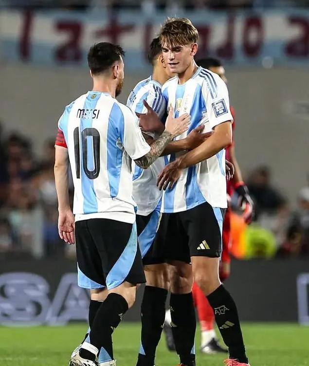 开云体育中国-关于欧预赛：阿根廷队士气高涨，冲击前四的信息