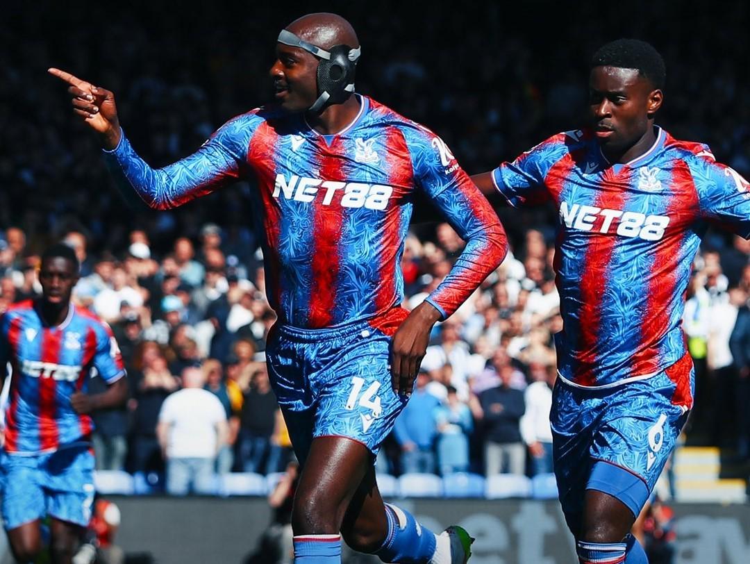 开云体育-包含水晶宫客场连胜，跻身前十的词条