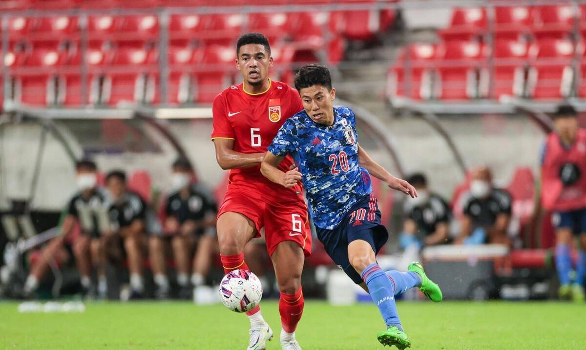 日本球队在场上展现出色发挥