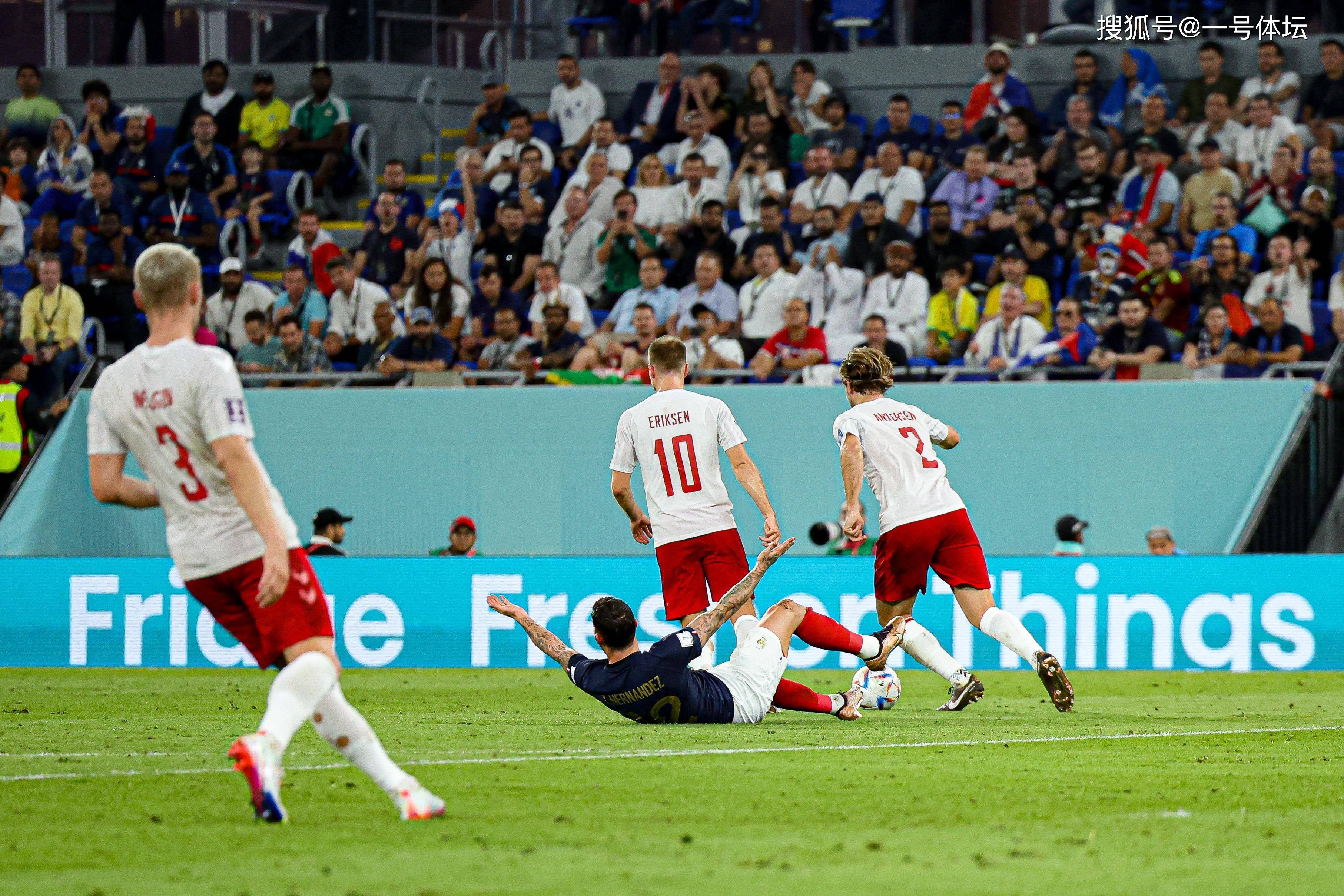 关于法国队在场上展现出色实力取得胜利的信息 关于法国队在场上展现出色实力取得胜利的信息