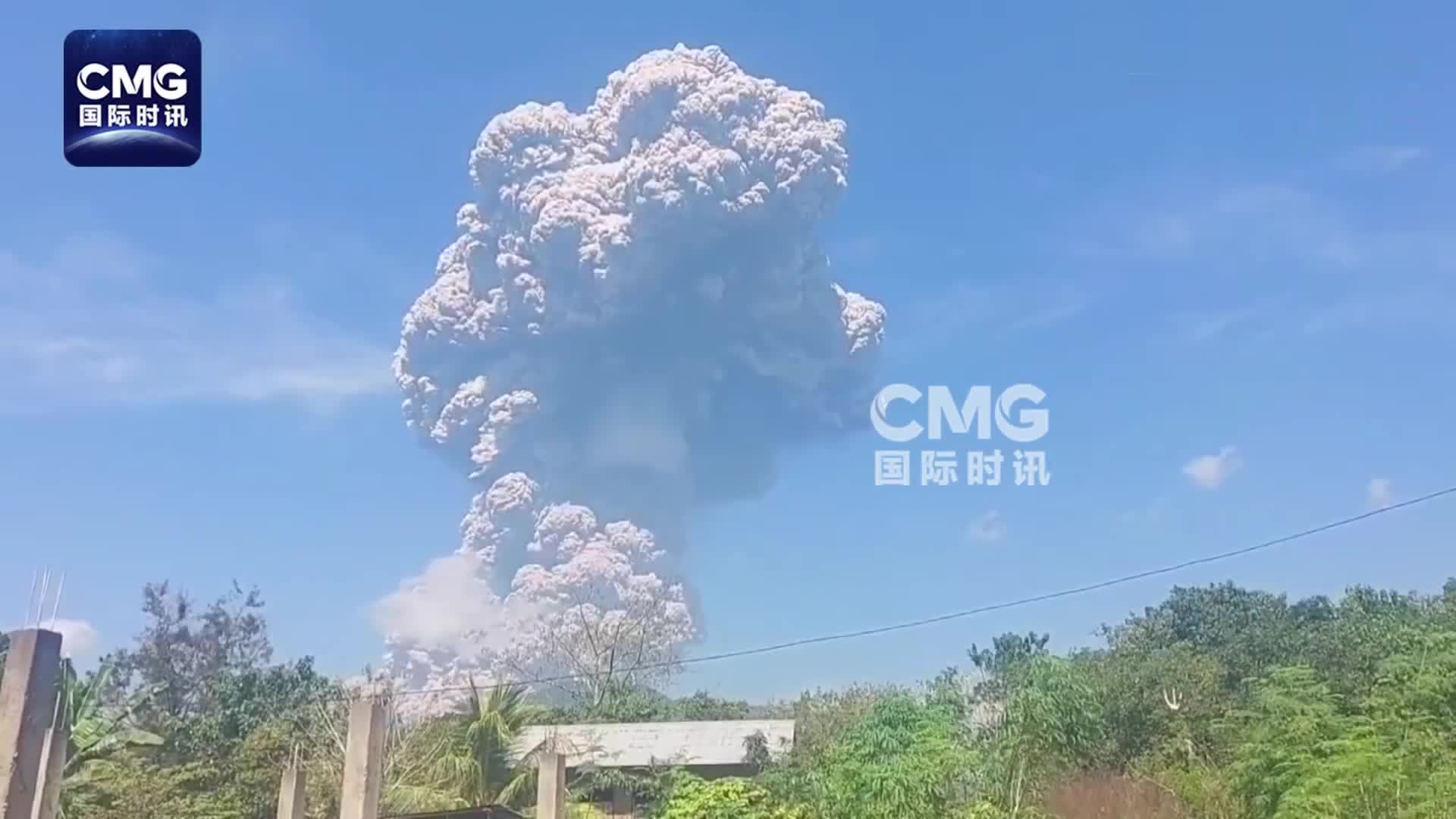关于肯尼亚火山继续喷发,燃情大战的信息 关于肯尼亚火山继续喷发,燃情大战的信息