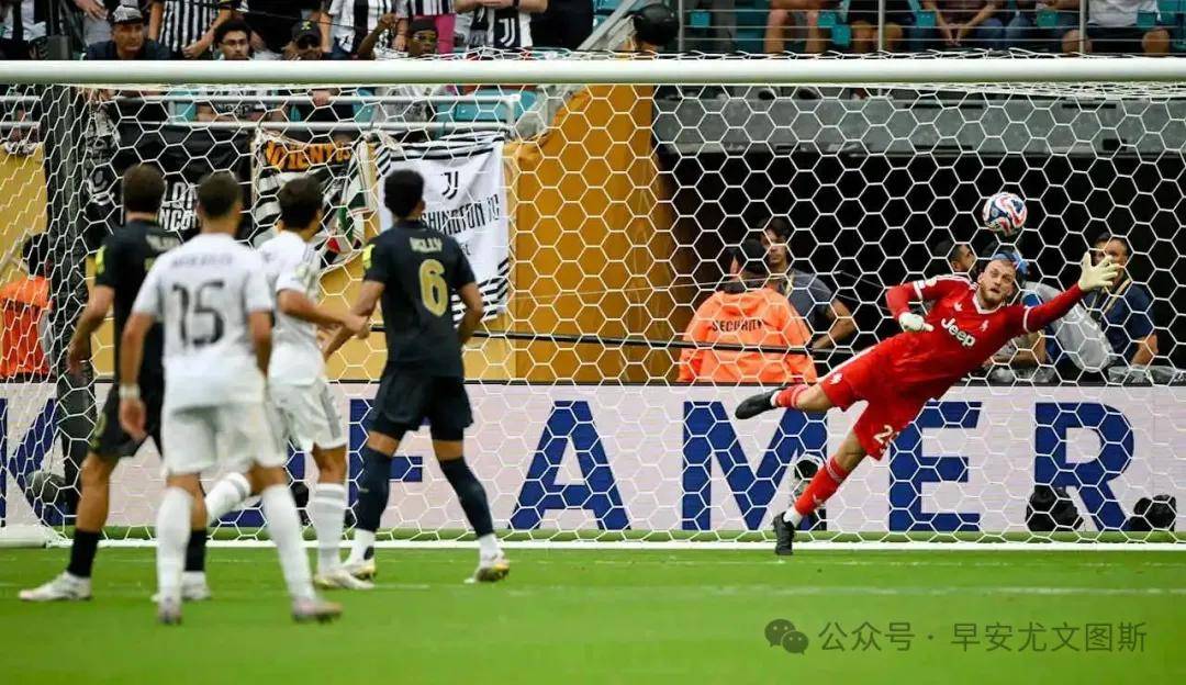 尤文图斯憾负曼联,遭淘汰出局 尤文图斯憾负曼联,遭淘汰出局