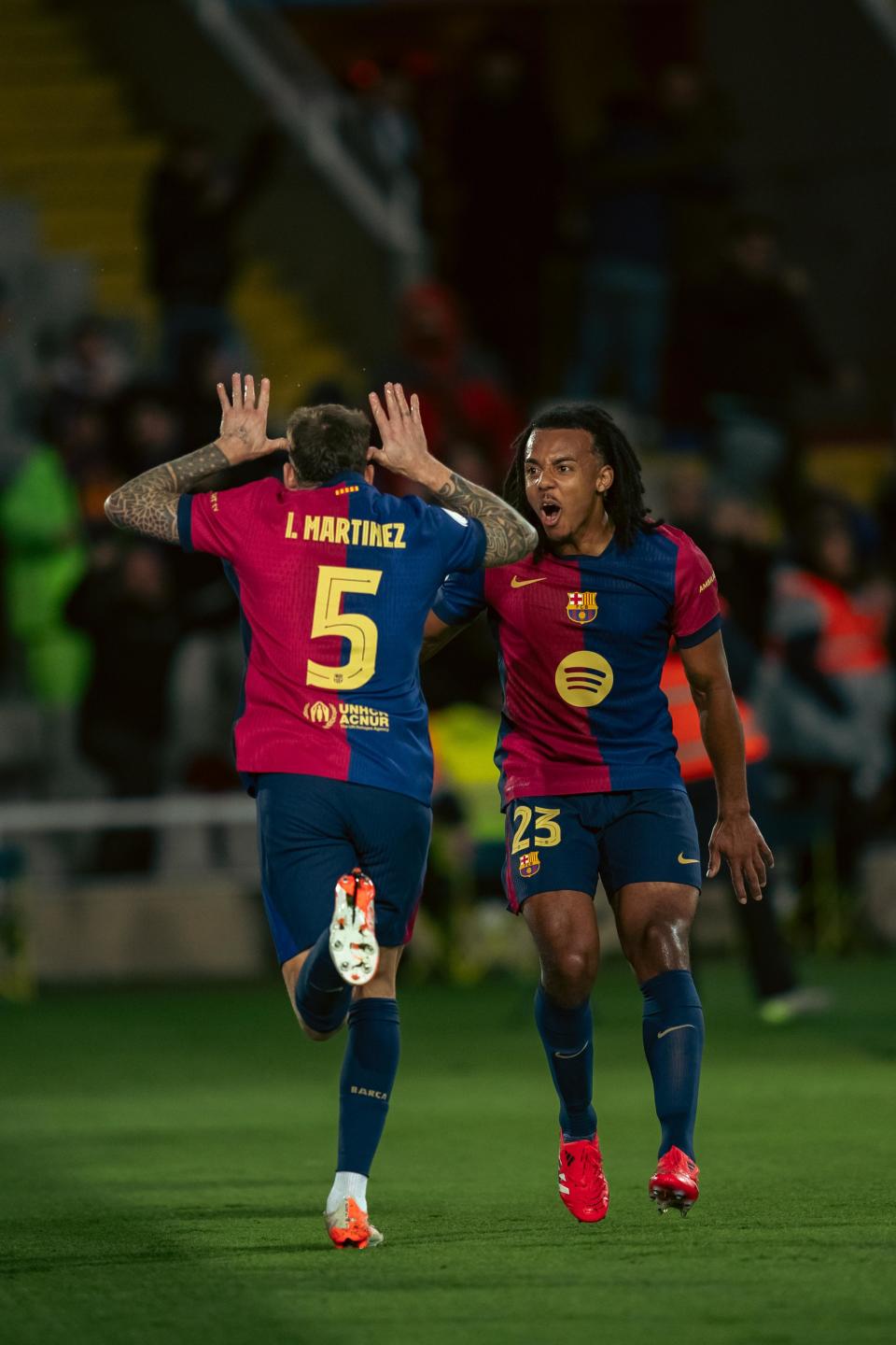 开云下载-包含西班牙队在国际友谊赛中遇平局的词条