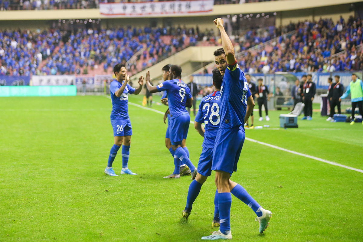 阿贾克斯完胜切尔西，比取得胜利