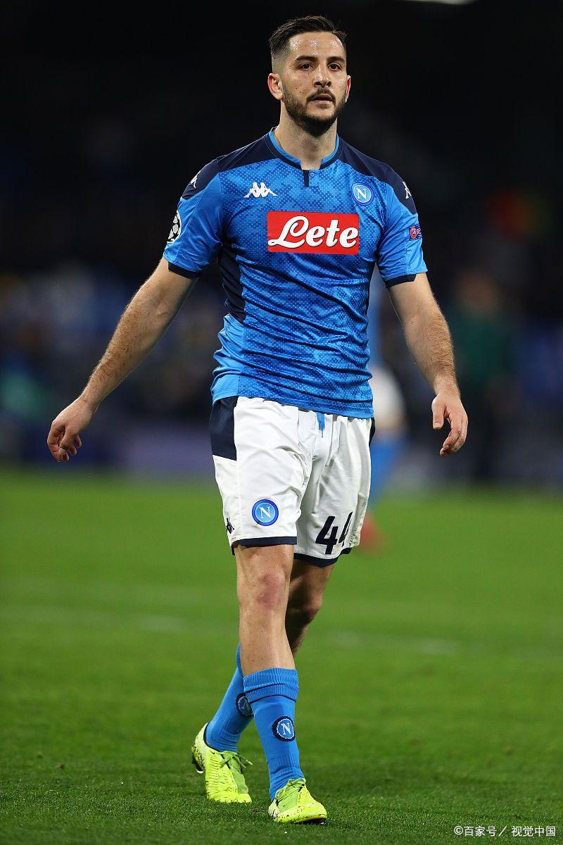 关于那不勒斯防守稳固，保持不败纪录的信息