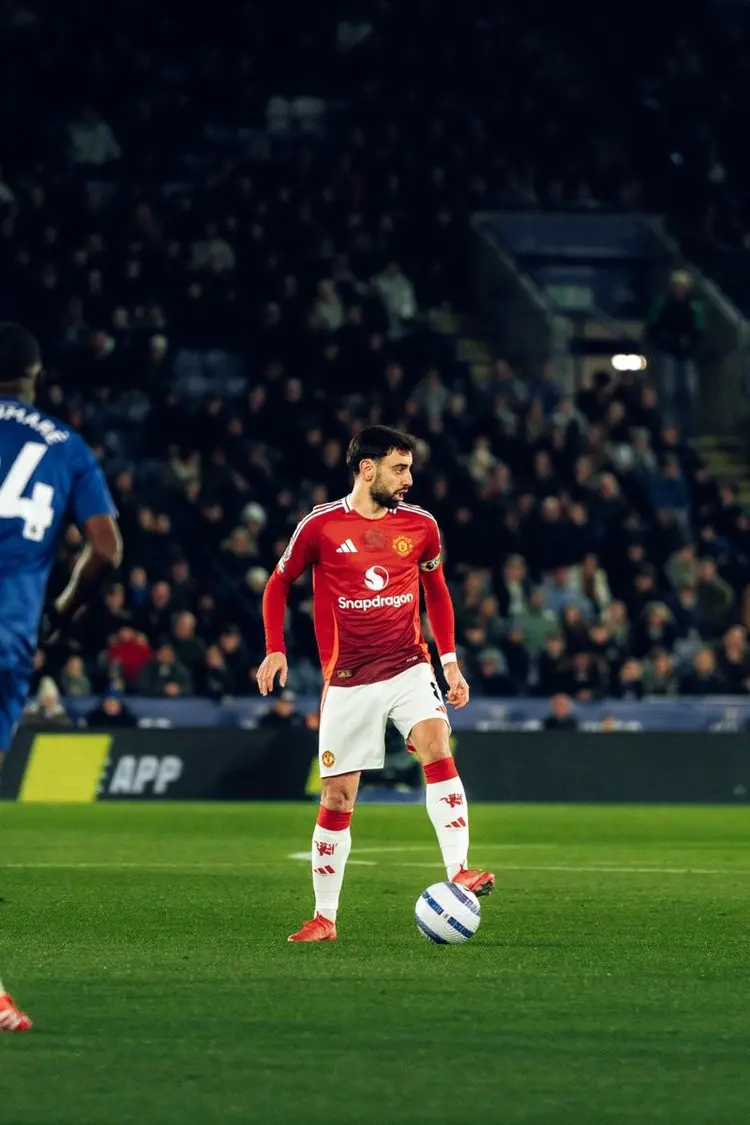 开云官网-关于莱斯特城大比分胜出，夺得三分的信息