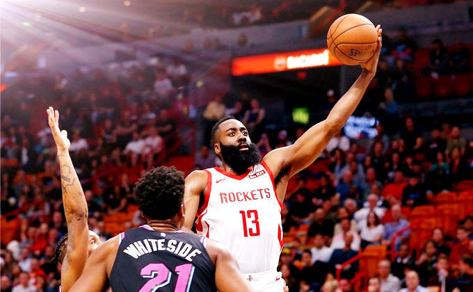 开云官网-羽毛球赛事中火箭战胜对手成功伤退