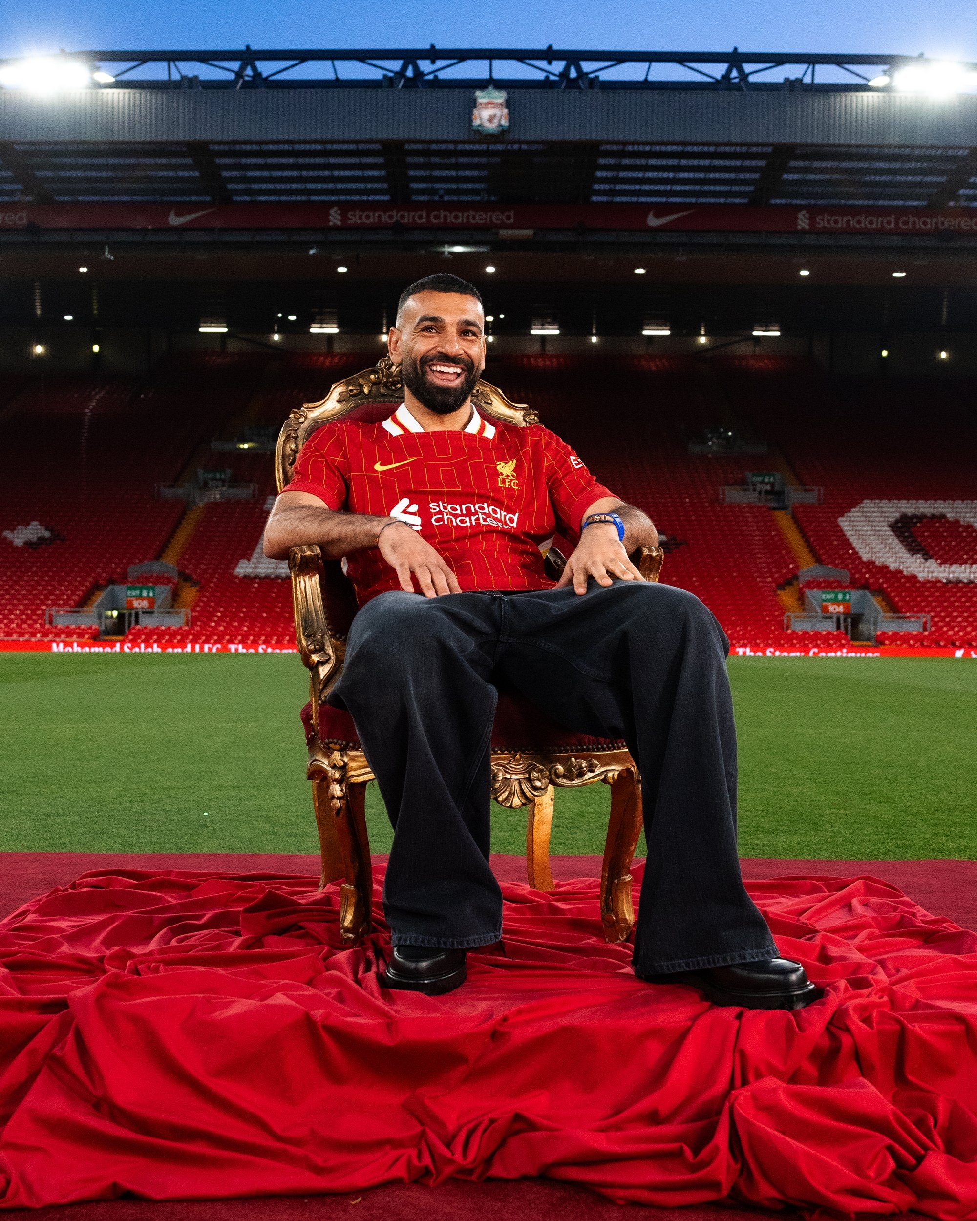 利物浦在上海续约引热议的简单介绍 利物浦在上海续约引热议的简单介绍