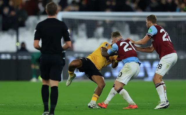 狼队客场击败西汉姆，继续保级气息的简单介绍