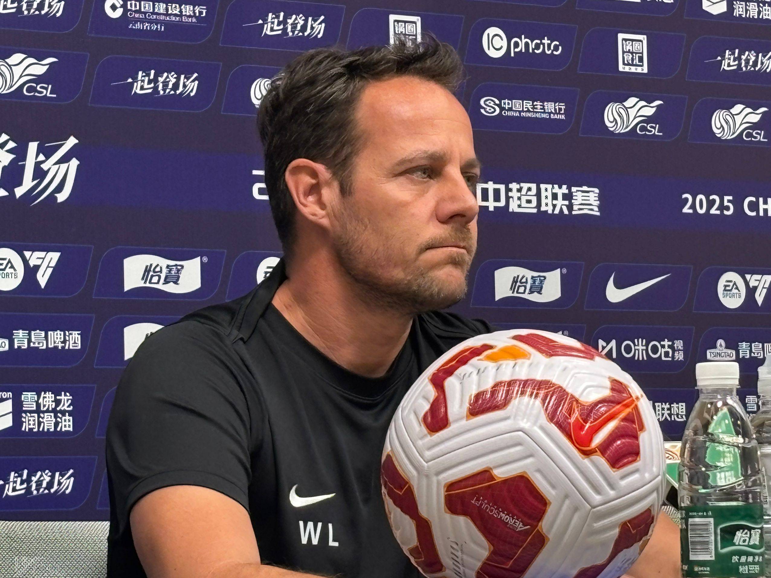 开云APP-外援球员表现出色，助力球队逆转胜利