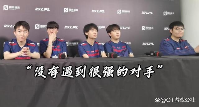 开云体育官方网站-汉堡SV实力卓越！击败强劲对手