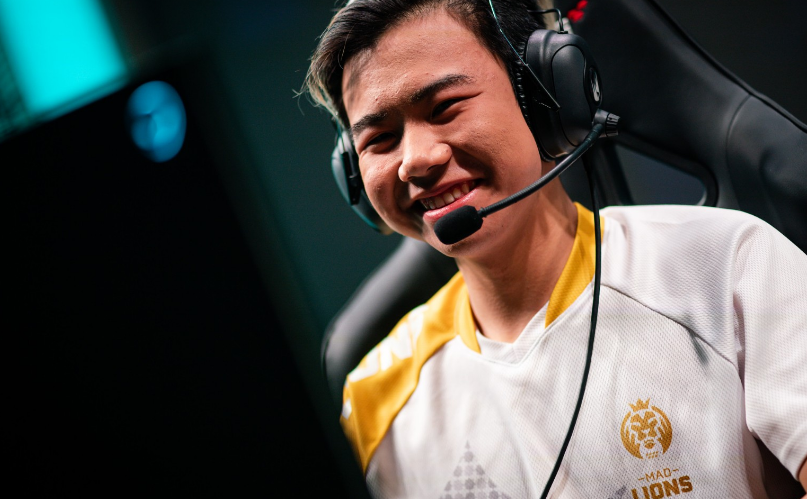 MAD绝杀FPX，Caps拿下关键大龙四强赛3:0（成都）