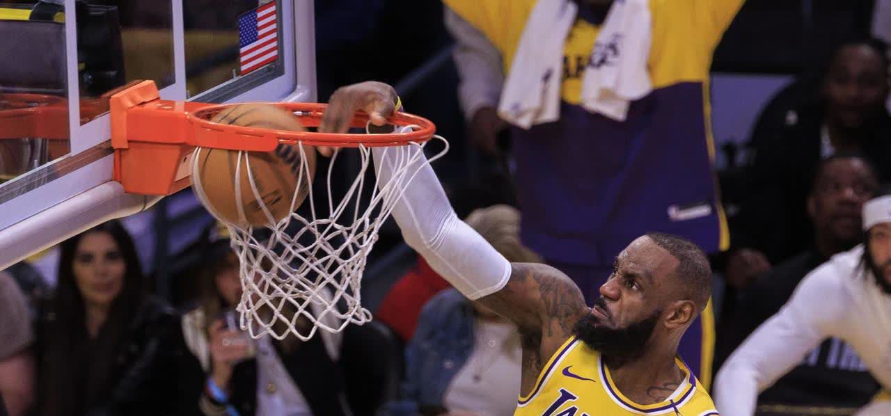 出色表现赢得掌声，瞬间完美诠释球员魅力的简单介绍