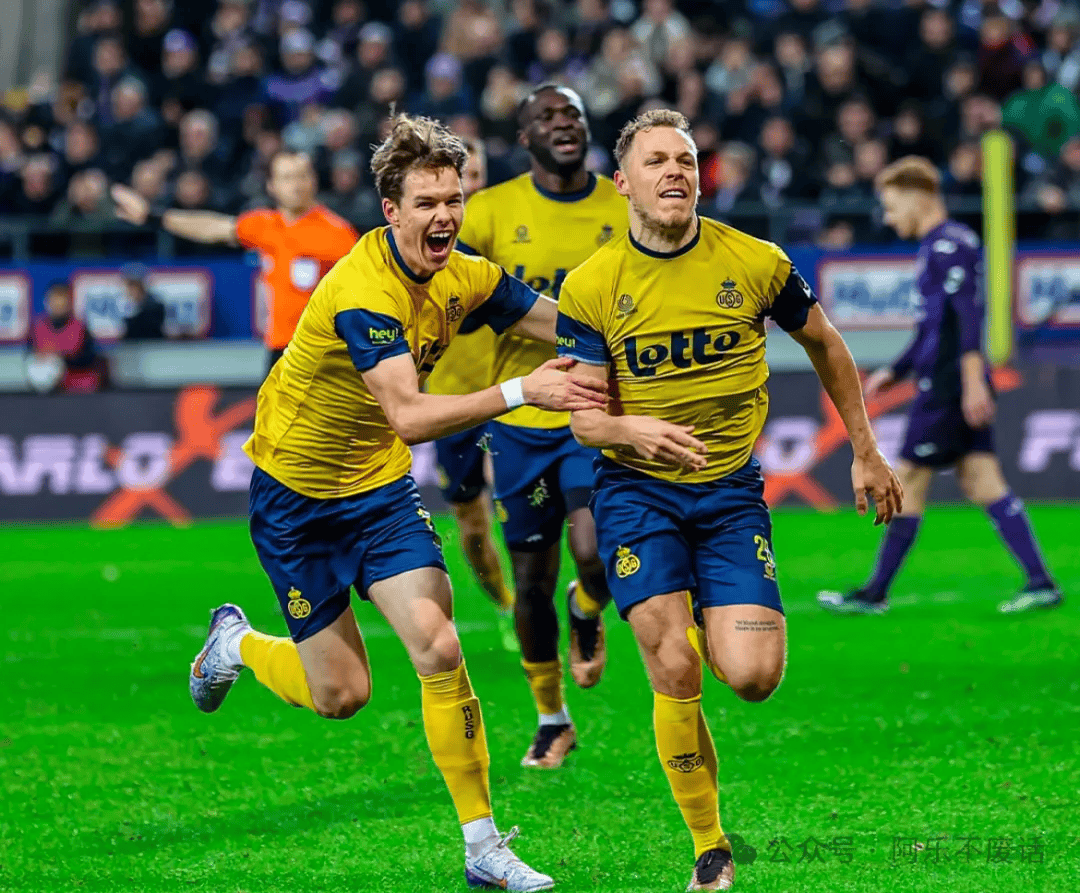 开云官网-阿贾克斯客场击败强敌，领先优势扩大的简单介绍