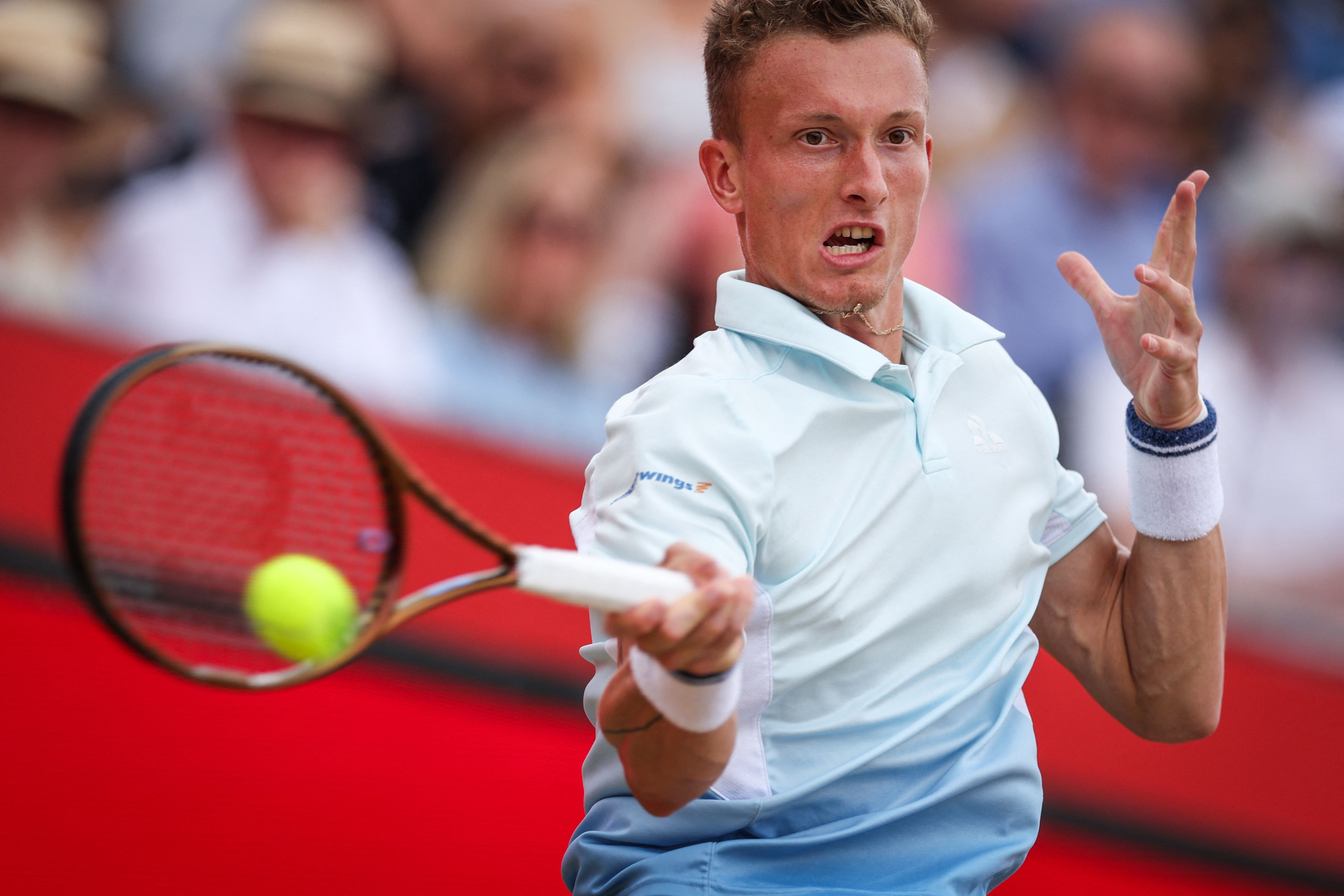 开云体育登录-意大利网球队强势日本网球队，阿尔卡拉斯统治全场的简单介绍