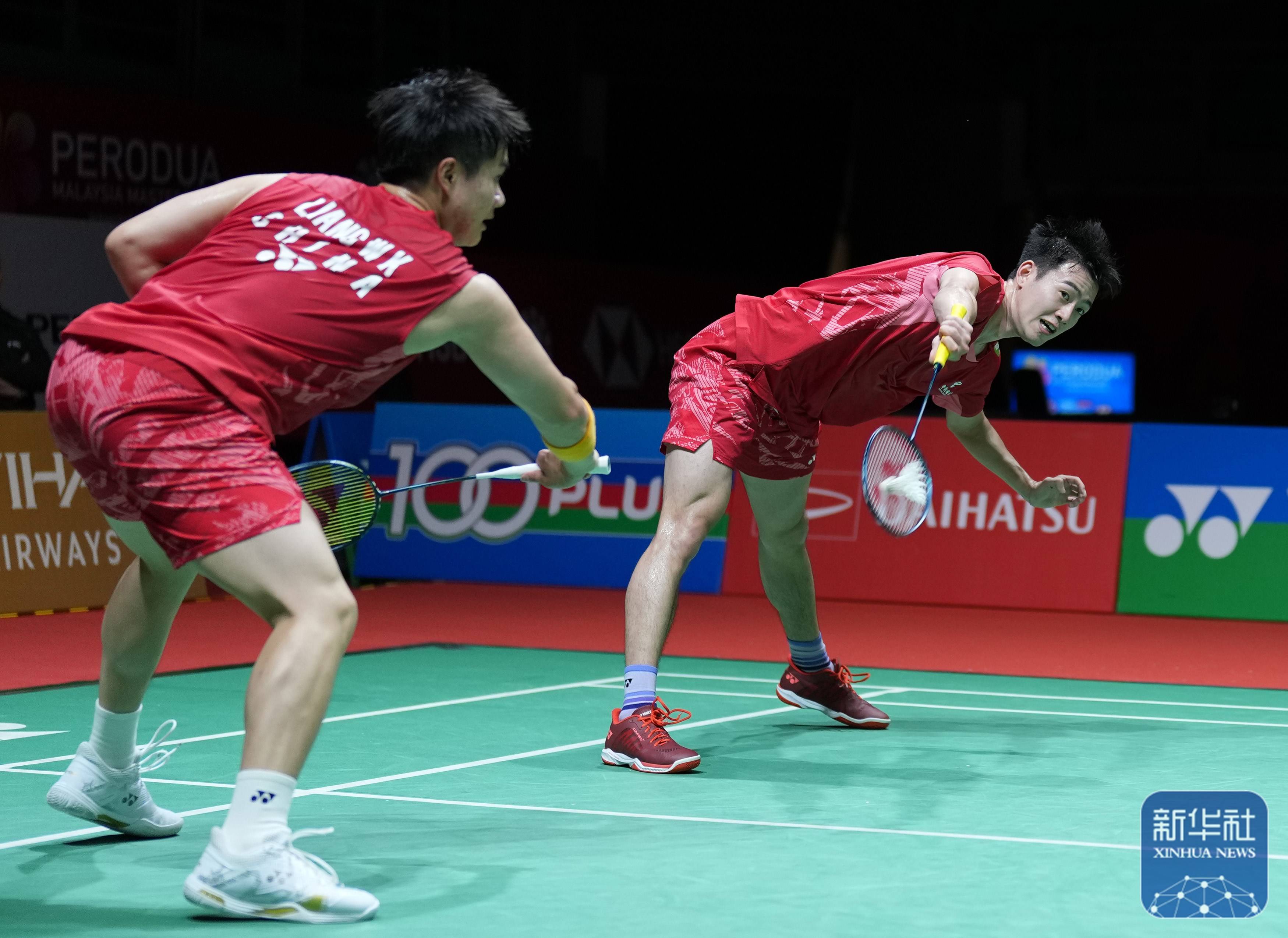 包含马来西亚羽毛球队鏖战印度羽毛球队，谌龙爆发神勇的词条