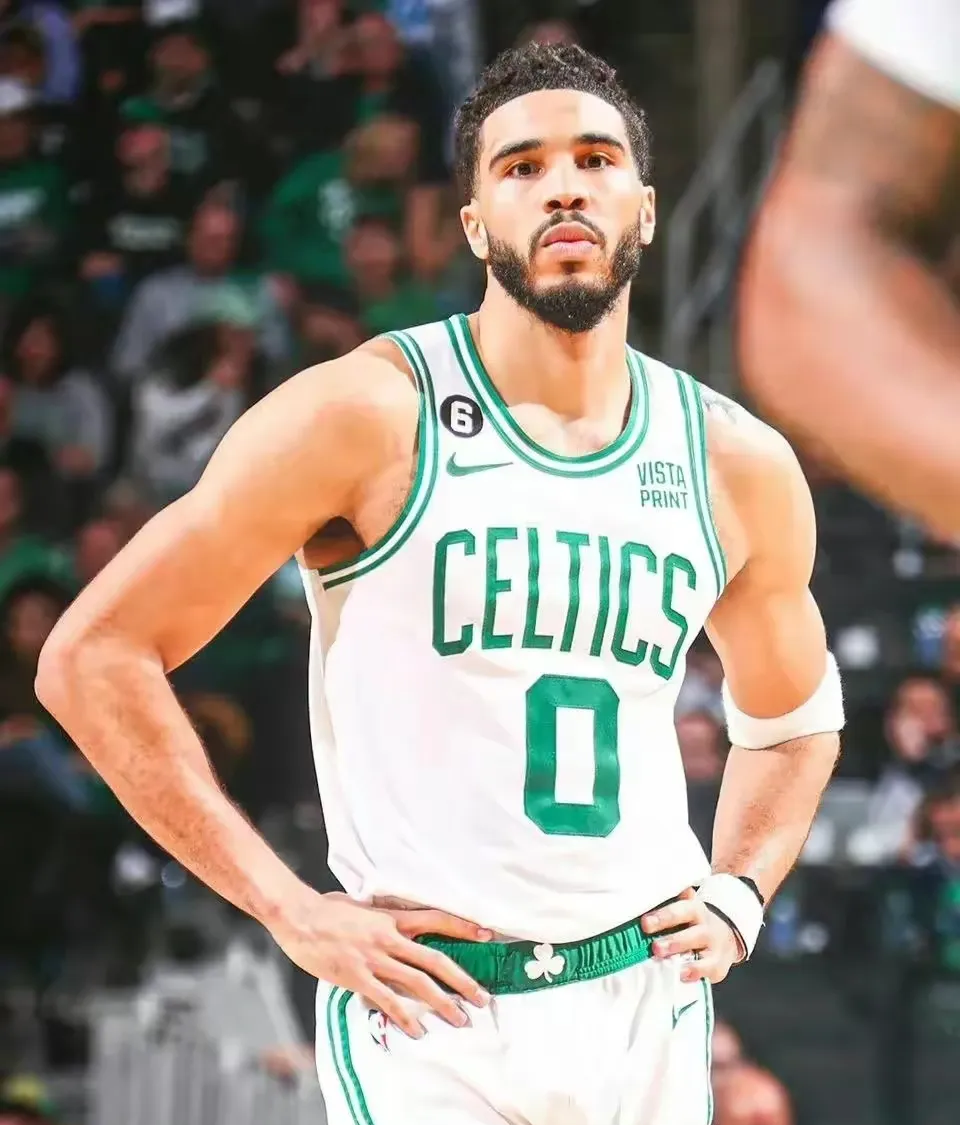 开云体育在线-凯尔特人B队力克76人，艾顿惊艳世界的简单介绍