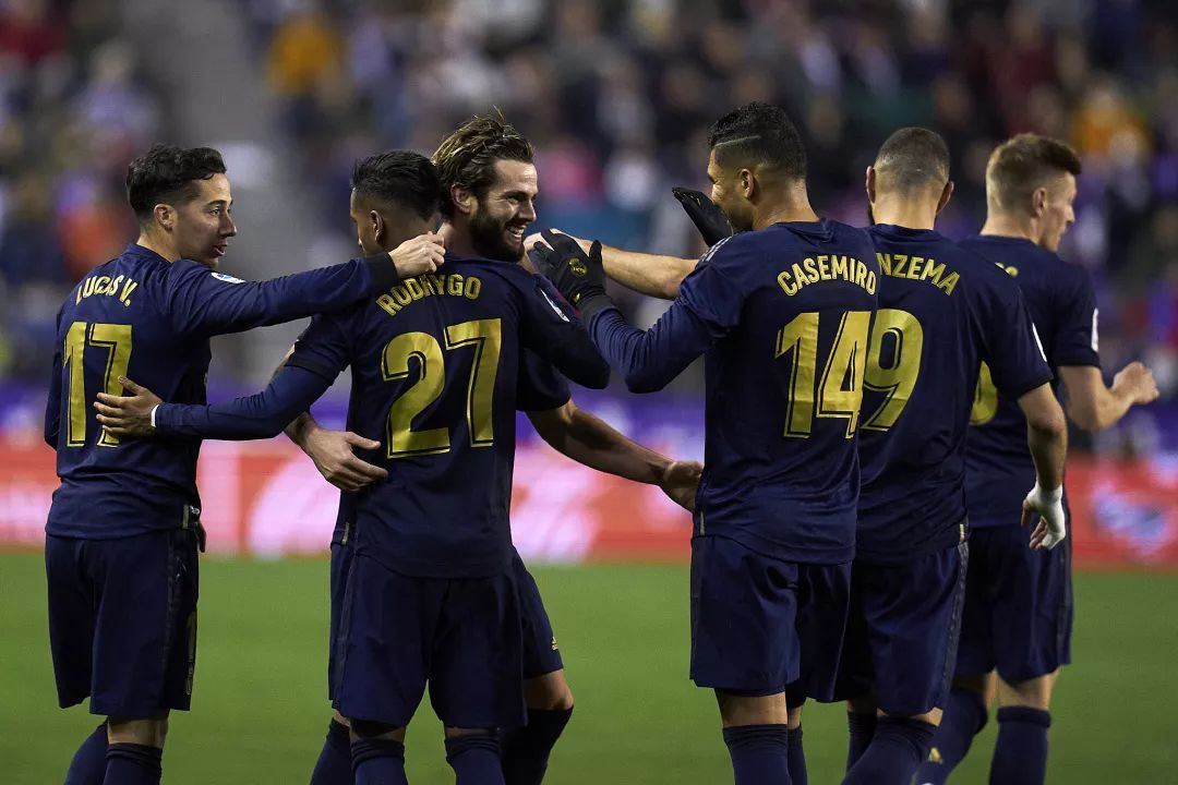 皇马险胜乌拉圭，卡拉斯科刷新纪录