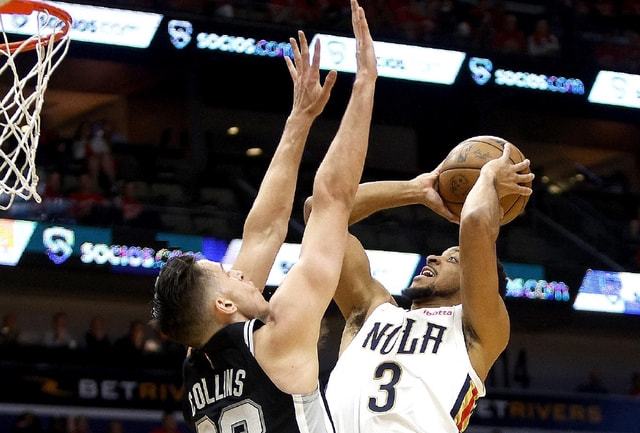 开云体育-马刺横扫四川队，麦科勒姆扛起全队